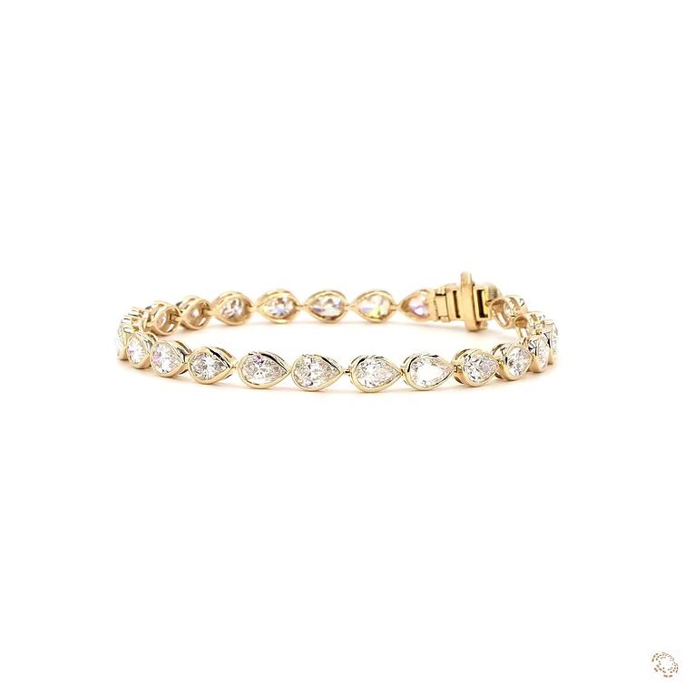 Tennis - Pear Bezel