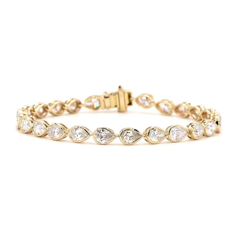 Tennis - Pear Bezel